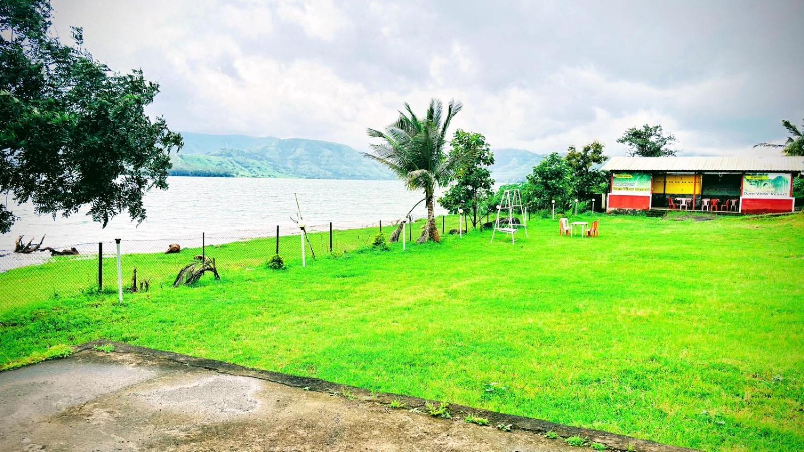 Hotel Mauli Agro Farm Dam View Resort Satara Exterior foto