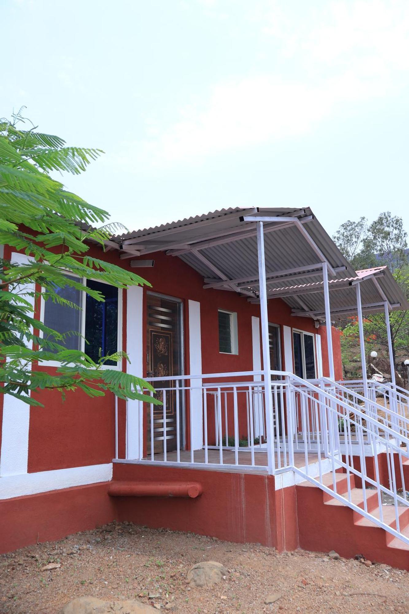Hotel Mauli Agro Farm Dam View Resort Satara Exterior foto